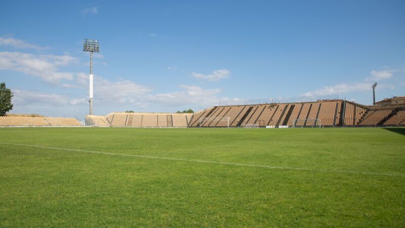 Leeg voetbalstadion, sfeerbeeld bij de EK-erelijst